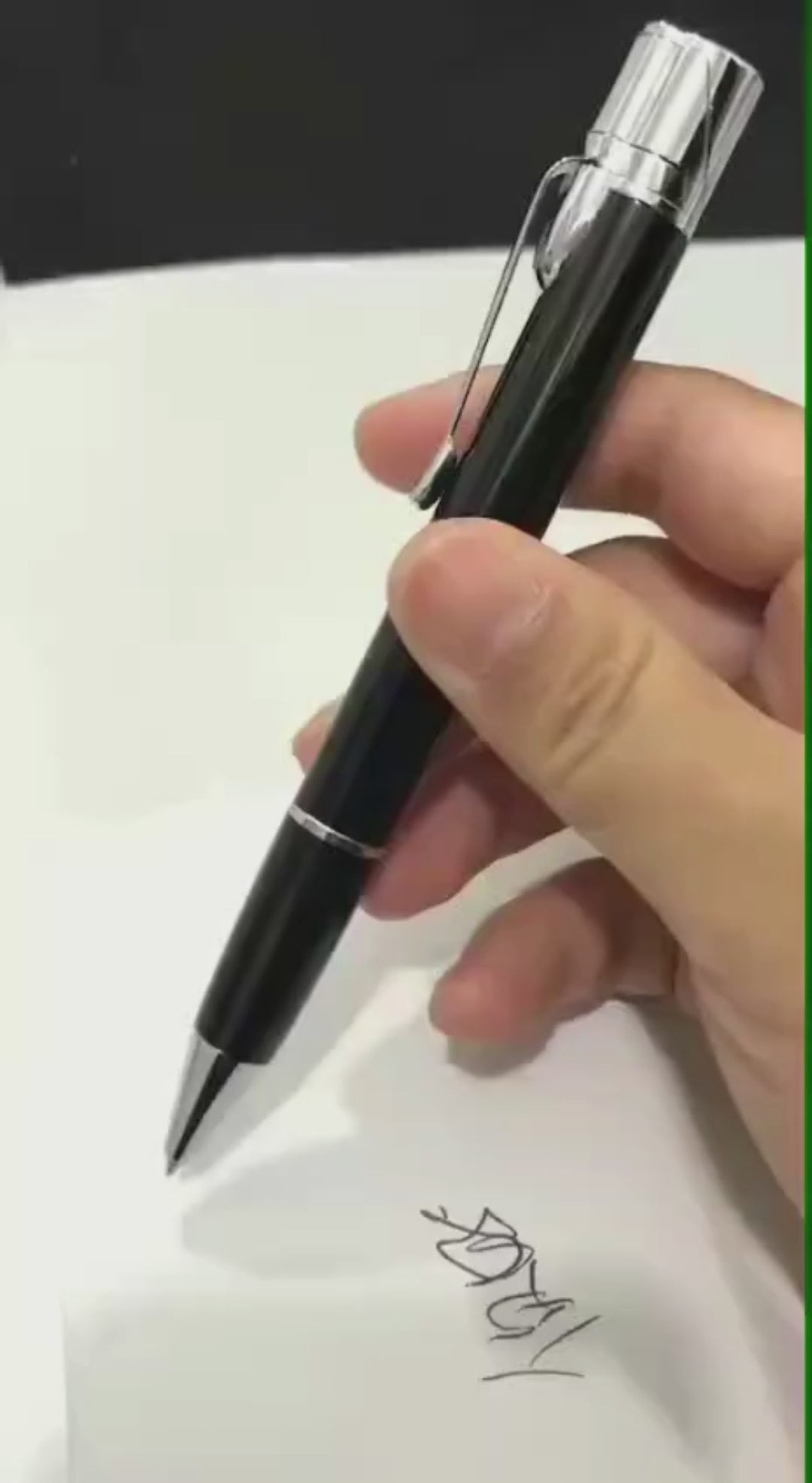 Windbestendige pen-aansteker